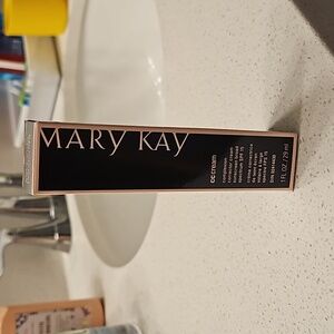 New mary kay cc cream light to medium